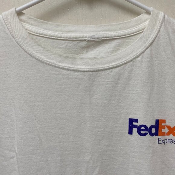 2 FedEx T-Shirts Size Large FedEx Express - Picture 2 of 15